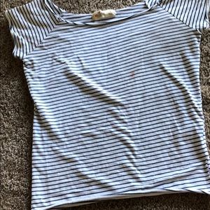 Hollister shirt / croptop